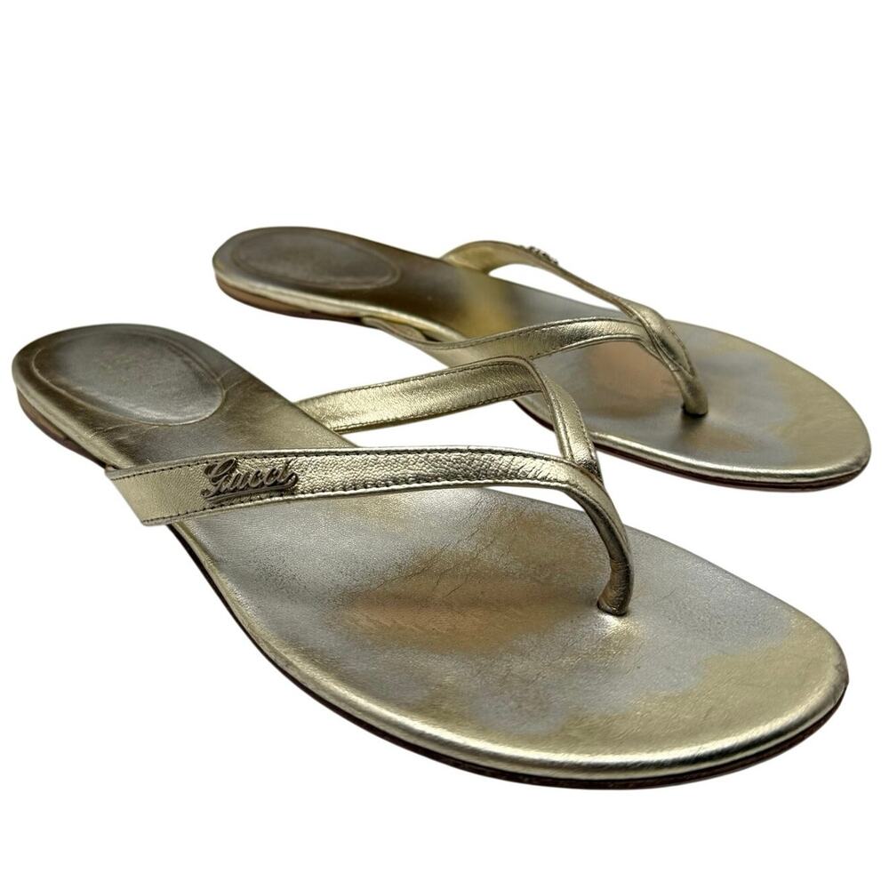 Gucci Gold Metallic Leather Thong Sandals Flip Flops GG Logo 36 EU Y2K 90s Vtg